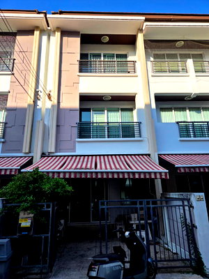 ทาวน์โฮม ถนนสังคมสงเคราะห์ : THNNW101 ขาย ทาวน์โฮม นาคนิวาส 34 พื้นที่ 20 ตร.ว พื้นที่ใช้สอย 180 ตร.ม 3ชั้น 3นอน 3น้ำ 4เครื่องปรับอากาศ 1ห้องครัว 5.9 ล้าน 098-254-5162