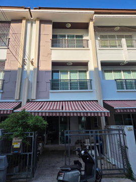 THNNW101 For Sale: Townhome, Nak Niwas 34, 20 sq.wa. land area, 180 sq.m. usable area, 3 floors, 3 bedrooms, 3 bathrooms, 5.9 million baht.