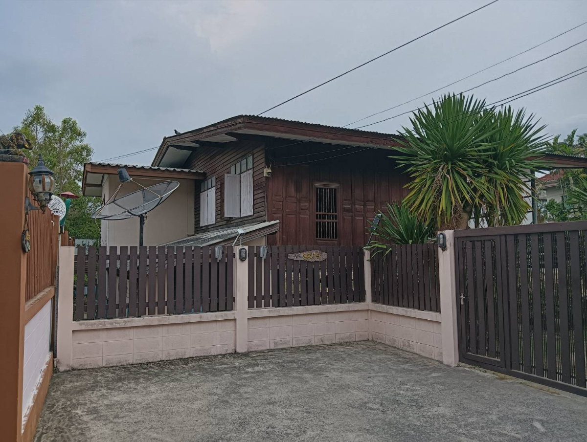 รูป บ้านพร้อมที่ดิน “เสนานิคม” ทำเลหายาก เข้า-ออกได้ 3 ทาง - รูปที่ 3/16
