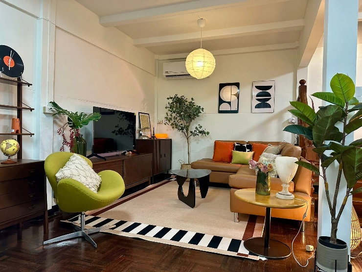 รูป บ้านหลังใหญ่ พื้นที่เยอะ อยู่สบาย เหมาะทั้งอยู่อาศัยและทำงานว รีโนเวทใหม่ ซอยเสรีไทย 57 บ้านเดี่ยว เนื้อที่ 100 ตร.วา - รูปที่ 2/20