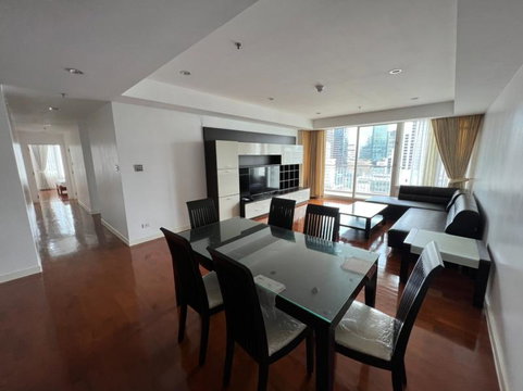 A030263 Baan Siri 24
