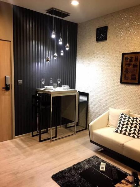 picture A031385 M Thonglor 10 - 2/8