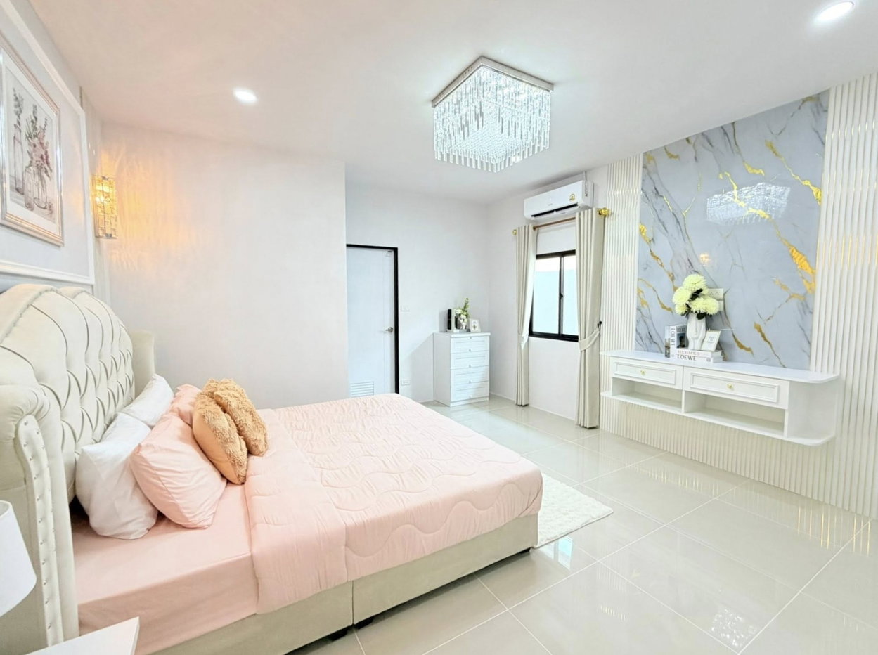 รูป Detached House for Sale North Pattaya Near Sukhumvit - รูปที่ 12/17