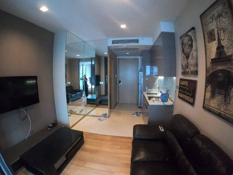A030741 HYDE sukhumvit 13