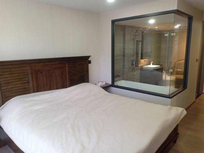 picture A030983 Klass Sarasin - Rajdamri - 5/6