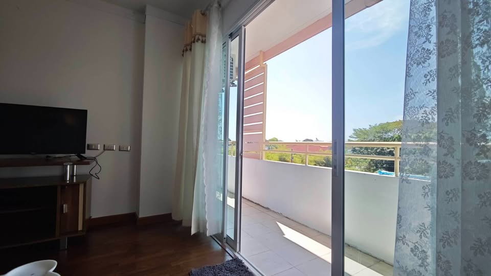 รูป  BIG SPACE. BETTER PRICE. BEST LOCATION. ✨ Large 2BR Flat Corner Unit in Phuket Town (62sqm) - รูปที่ 1/10