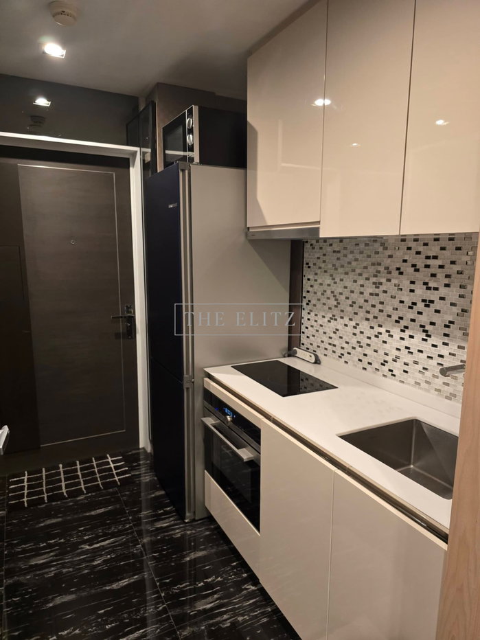 รูป ✨ สัมผัสประสบการณ์พักผ่อนระดับ 5 ดาวได้ทุกวัน 💎 The Bangkok Sathorn ห้องทิศดี บิ้วอินครบทุกฟังก์ชัน พร้อม Private Jacuzzi ส่วนตัว 🎉 - รูปที่ 4/19