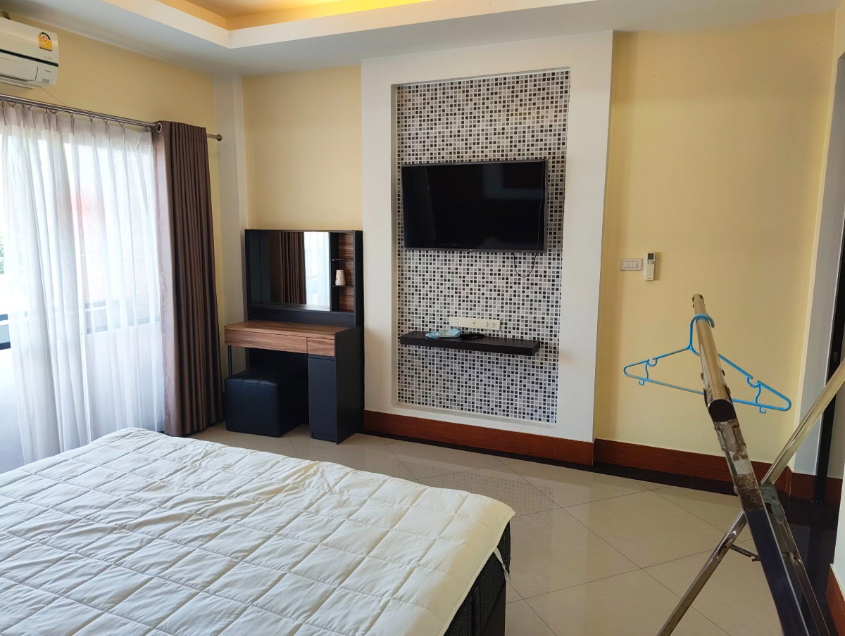 รูป ให้เช่า ทาวน์โฮม 3 ชั้น 4 ห้องนอน I ห้วยขวาง, กรุงเทพฯ - รูปที่ 17/24