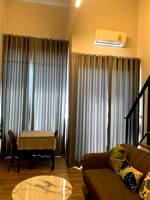 คอนโดให้เช่า : Loft Duplex 2 ชั้น ห้องอยู่ชั้น 11 วิวเมือง (City View)ห้อง Loft หายาก ดีไซน์สวย ทันสมัย