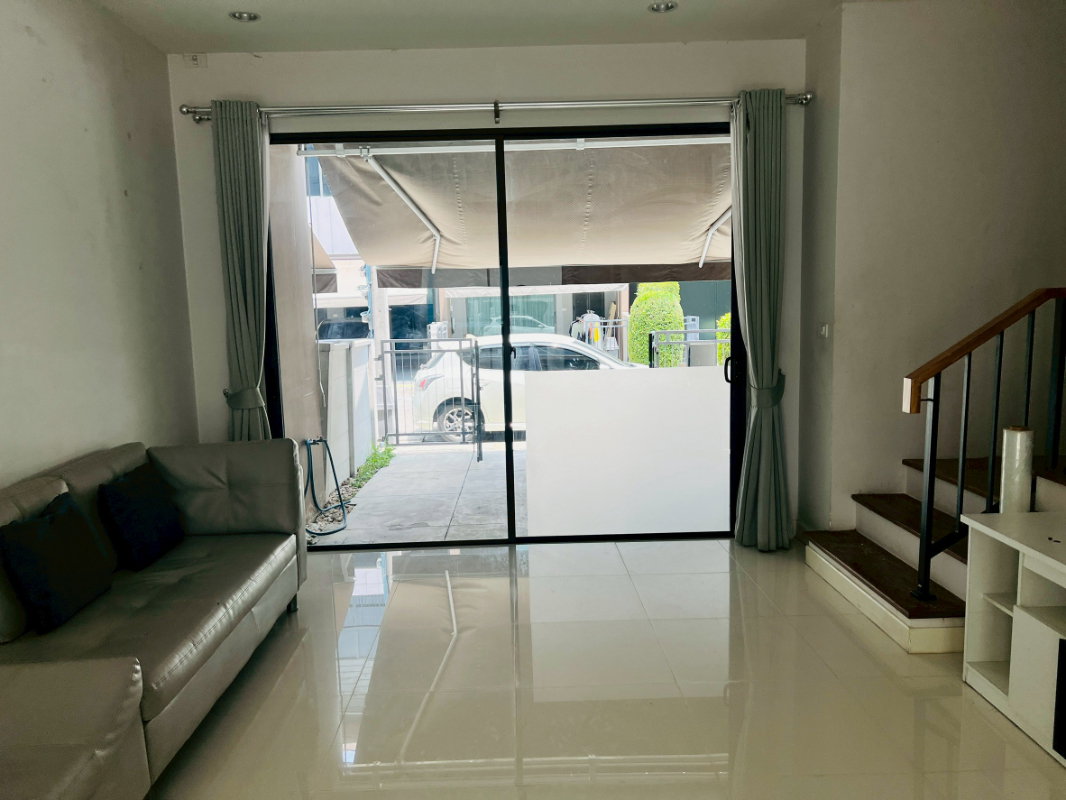picture RENT Muang Klang Village, Wacharaphon - 25/99