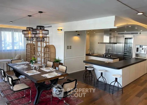 3-BR Condo at DS Tower 1 near BTS Phrom Phong (ID 2828403)