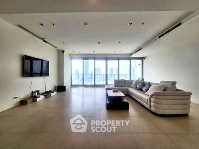 Condos for sale : 3-BR Condo at The River Condominium near BTS Saphan Taksin (ID 2768457)