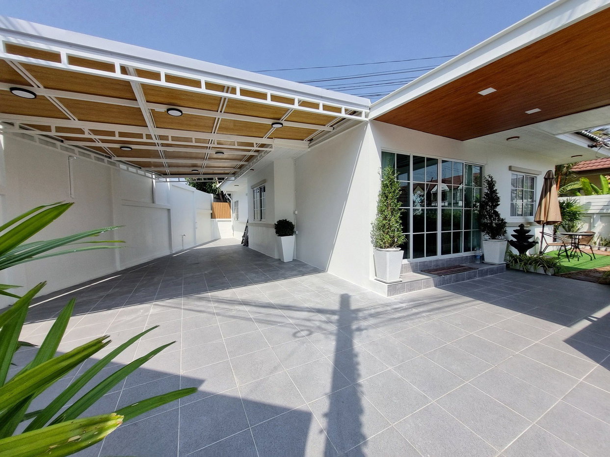 รูป 3 Bedrooms House in East Pattaya for Rent - รูปที่ 2/18