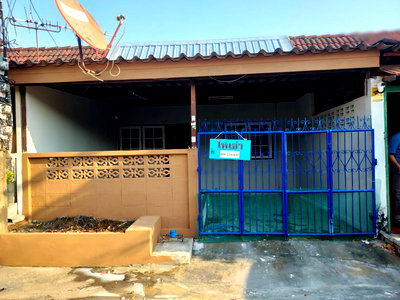 เช่าทาวน์โฮม วิทยาลัยพยาบาลบรมราชชนนีนพรัตน์วชิระ : ให้เช่าบ้านสำหรับครอบครัวเล็ก พักอาศัย 2-3 คน