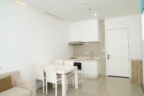 รูปภาพ คอนโด 1 ห้องนอน ชั้นสูง 40 ตร.ม. ที่ T.c. Green Rama 9 ใกล้ MRT พระราม 9 (ID 2831214)