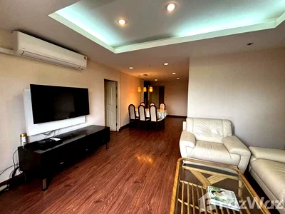 Condos for rent : Spacious Corner Unit in Prime Thonglor | 2 Bed 2 Bath 6211590