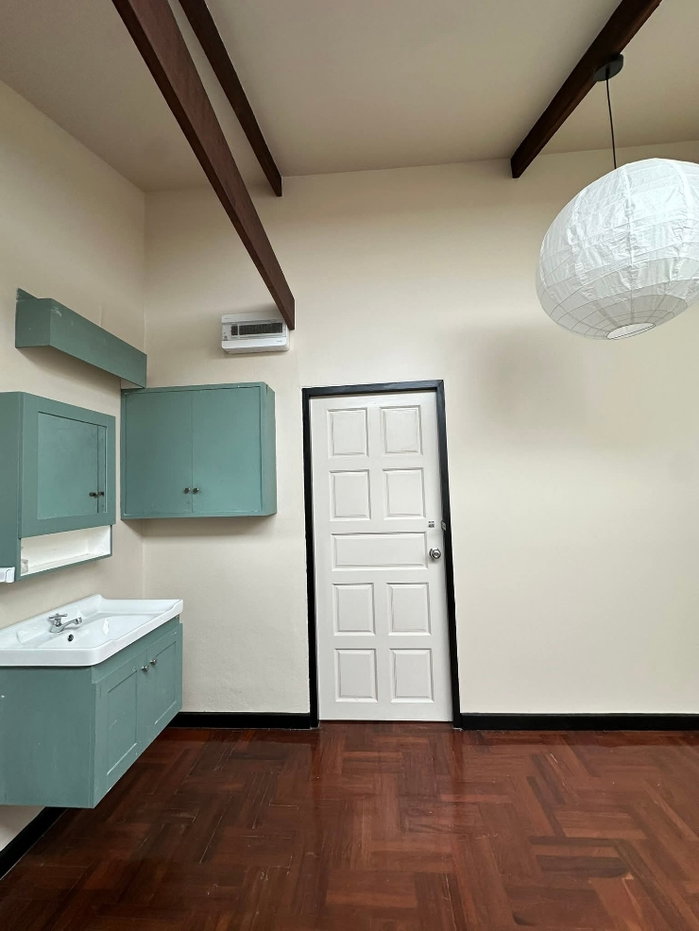 รูป บ้านหลังใหญ่ พื้นที่เยอะ อยู่สบาย เหมาะทั้งอยู่อาศัยและทำงานว รีโนเวทใหม่ ซอยเสรีไทย 57 บ้านเดี่ยว เนื้อที่ 100 ตร.วา - รูปที่ 16/20