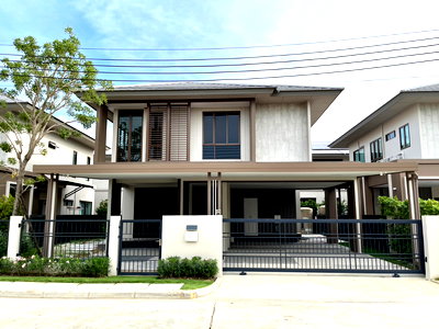 Houses for rent Bangkok : ✨For rent Burasiri Krungthep Kreetha (Sansiri) | ✨LineID: @Propvel (with @ in front)✨