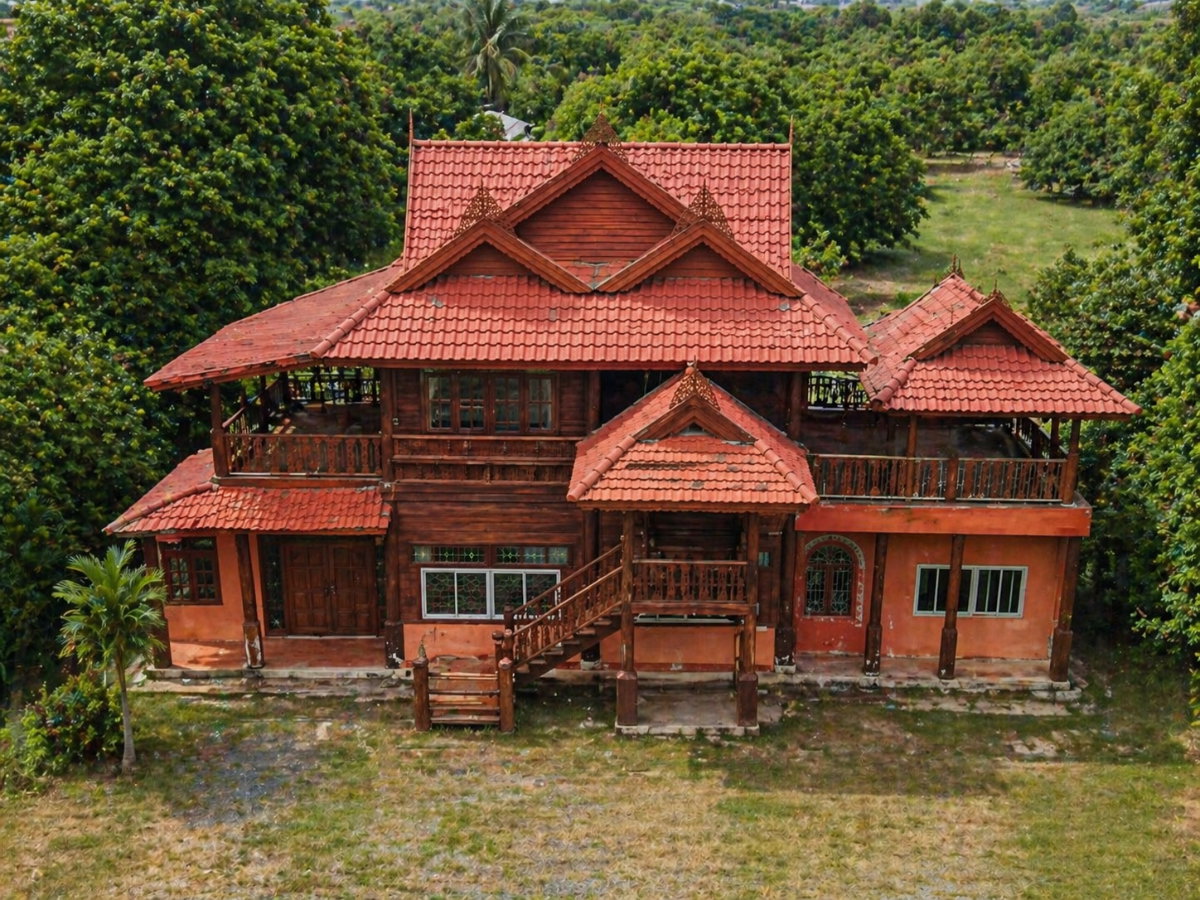รูป บ้านทรงไทยริมบึง 2 ไร่ วิวหลักล้าน โฉนดพร้อมโอน ที่ชัยภูมิ - รูปที่ 2/7