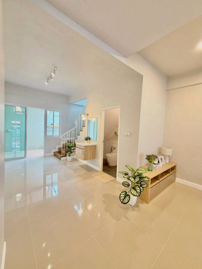 รูป หมู่บ้านรุ่งเรือง 6 ตลาดบางบัวทอง บางพู - รูปที่ 3/21