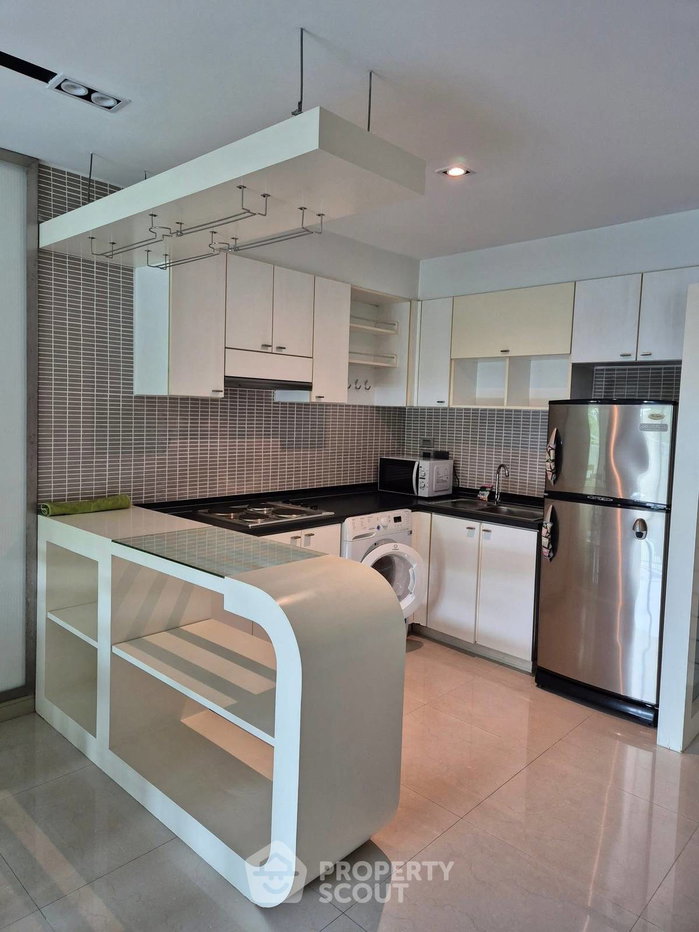 รูป คอนโด 2-ห้องนอน ที่ บ้าน สิริ เย็นอากาศ คอนโดมิเนียม ใกล้ MRT คลองเตย (ID 2099353) - รูปที่ 2/10