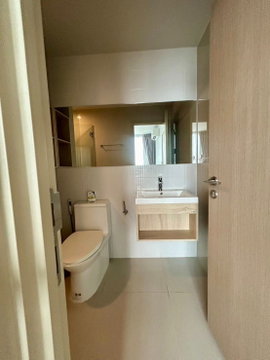 🔥✨ Beautiful room in Bangna location, near Mega Bangna! Don't miss out! ✨🔥 Comfortable living, everything you need in one place. If you're looking
