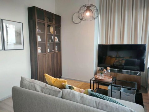 A030996 KnightsBridge Prime Ratchayothin
