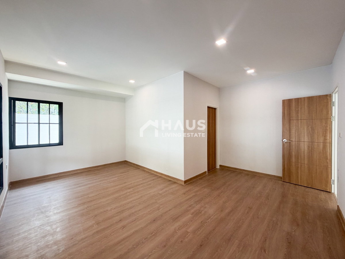 picture Ladawan Pinklao - Borommaratchachonnani / 4 Bedrooms #HPHU074 - 14/28