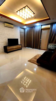 Condos for rent BTS Asok : 2-BR Condo at Villa Asoke near MRT Phetchaburi (ID 2830707)