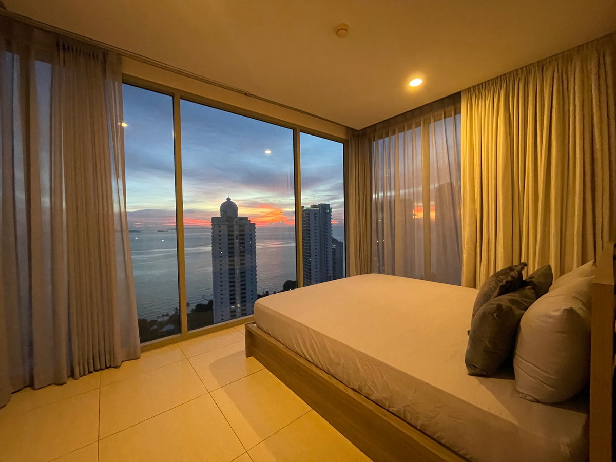 รูป For rent The Riviera Wongmat Beach SeaView Corner room  - รูปที่ 1/24