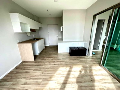 Condos for sale : A010025 Ease Rama 2