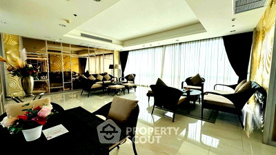 Condos for rent : 3-BR Condo at Menam Residences in Wat Phraya Krai (ID 2447727)