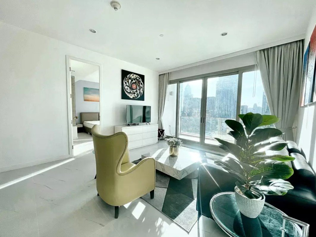 รูป LTHC15190 – Luxury Condo Prime Location for Sale Ratchadamri | City Lifestyle Best Value | Near BTS Ratchadamri | 39.9 MB  - รูปที่ 2/6