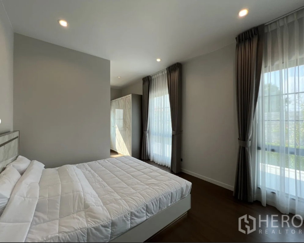 รูป ให้เช่าบ้านเดี่ยว 4 ห้องนอน โครงการ เศรษฐสิริ บางนา กม.10 ตำบลบางพลีใหญ่ อำเภอบางพลี จังหวัดสมุทรปราการ HRE00484 - รูปที่ 27/32