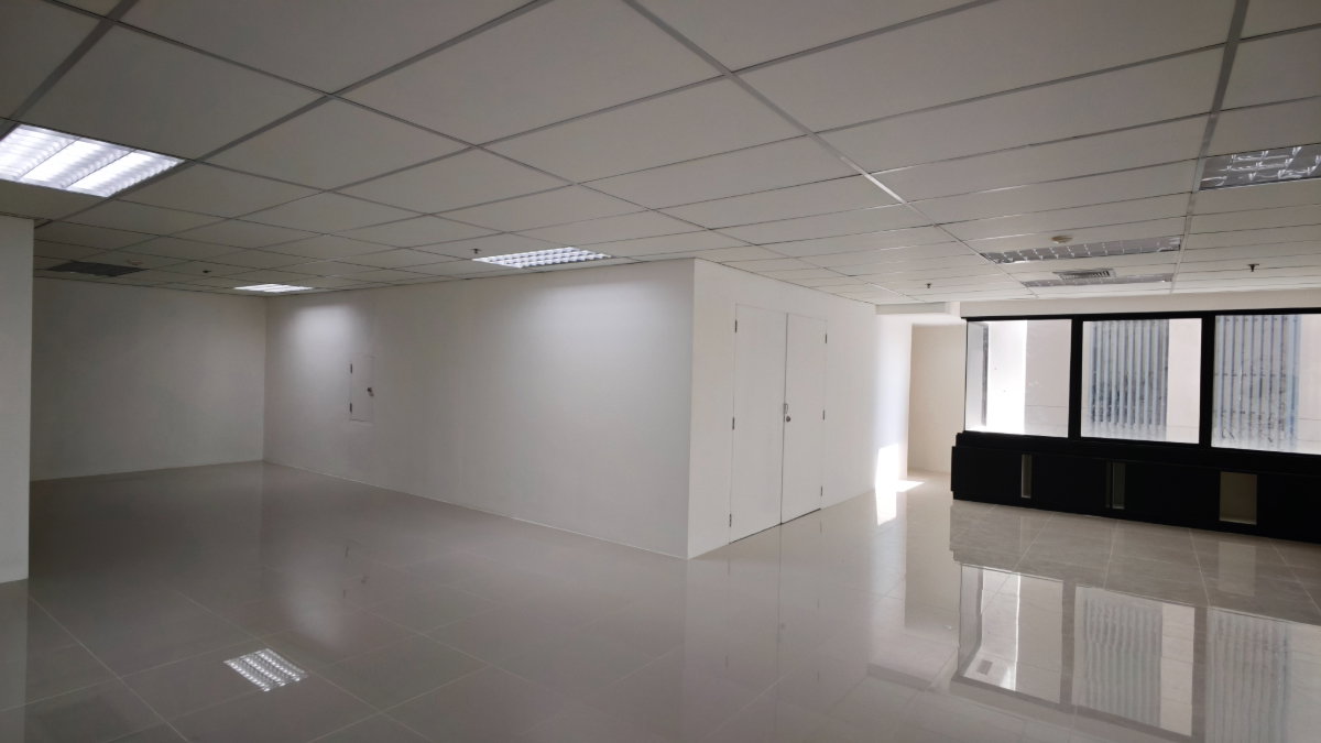 picture Office for rent @Ocean Tower 2, Fl.14 - 7/11
