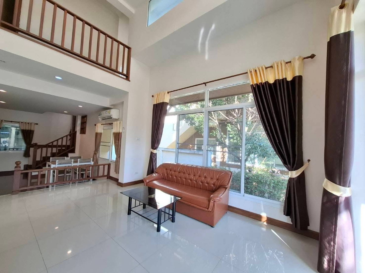 รูป ให้เช่าบ้านเดี่ยว 2 ชั้น โครงการกรีนเนอรี่ วิลล่า สันทราย-เชียงใหม่ ใกล้เซ็นทรัลเฟสติวัล (R1088) T.0946511456 - รูปที่ 2/13