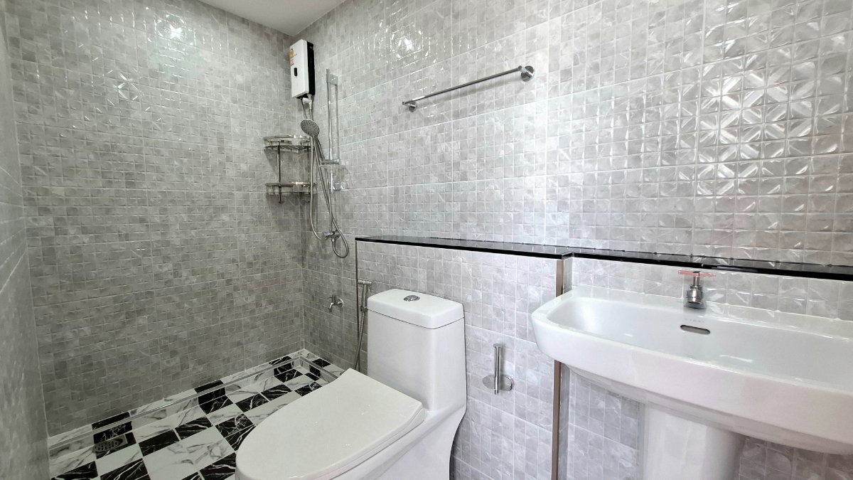 รูป Luxury Condo for Sale Near Suvarnabhumi Airport - รูปที่ 33/43