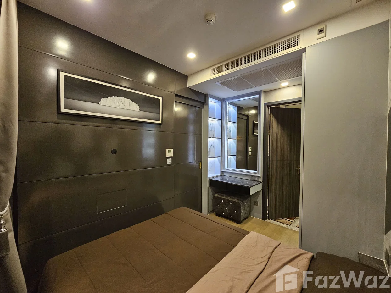 picture Ashton Asoke high floor. 6214509 - 16/16