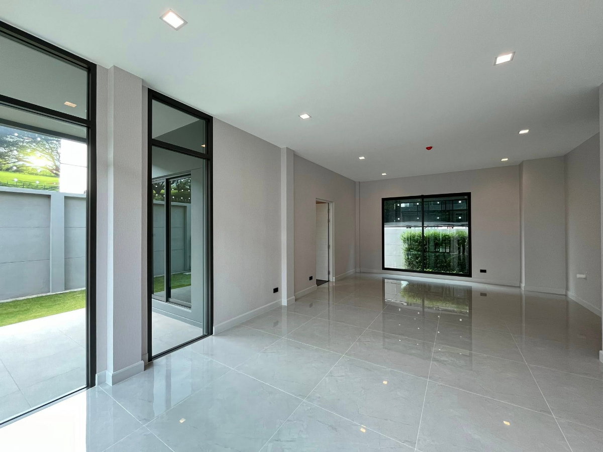 รูป ขายบ้านเดี่ยว 2 ชั้น บางกอก บูเลอวาร์ด ราชพฤกษ์–ปิ่นเกล้า ที่ดิน 78.8 ตร.วา หลังมุม  - รูปที่ 3/24