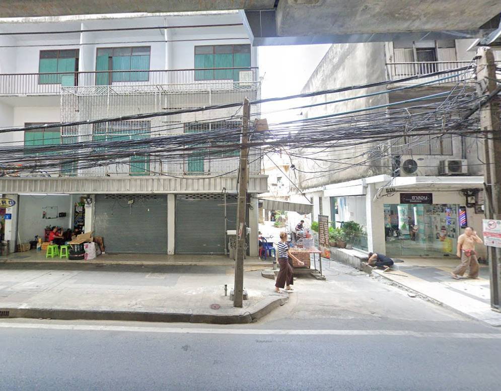 รูป ให้เช่าอาคารพาณิชย์ 3 ชั้น 2 คูหาติดกัน ริมถนนใหญ่ (ถ.ลาดพร้าว 41 ข้างหน้ารถไฟฟ้า) ทำเลดี เดินทางสะดวก เช่า 28,000 บาท/เดือน โทร 093-9594717  - รูปที่ 1/4