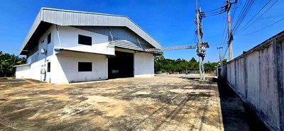 เช่าโรงงาน เมืองฉะเชิงเทรา ฉะเชิงเทรา : HR3429ให้เช่าโกดัง/โรงงาน 1.5 ไร่ ติดถนนสุวินทวงศ์ (ติด SCG บุญถาวร ฉะเชิงเทรา)มีใบ รง.4 | ไฟฟ้า 3 เฟส 500 KW | พื้นที่สีส้ม 