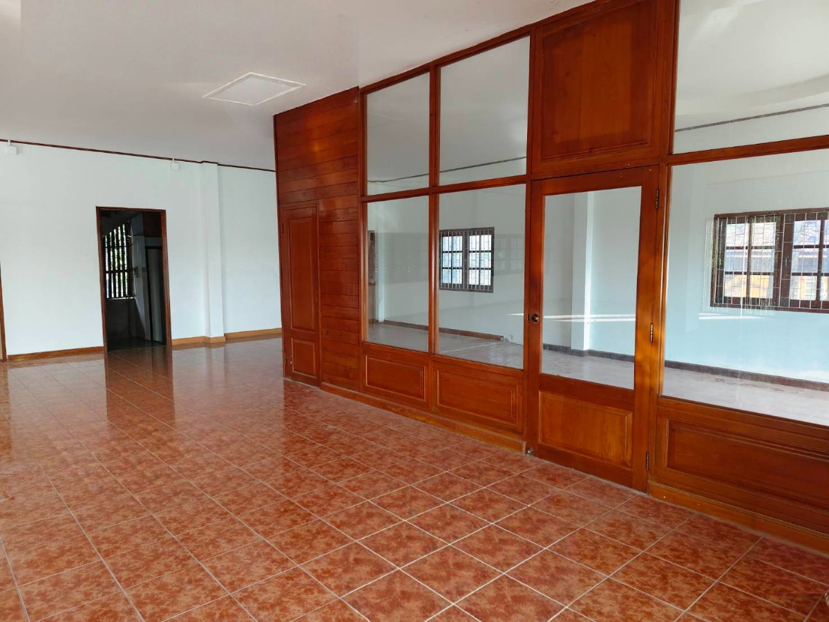 picture Land and House for Sale (Mueang Phrae Thailand) - 9/26