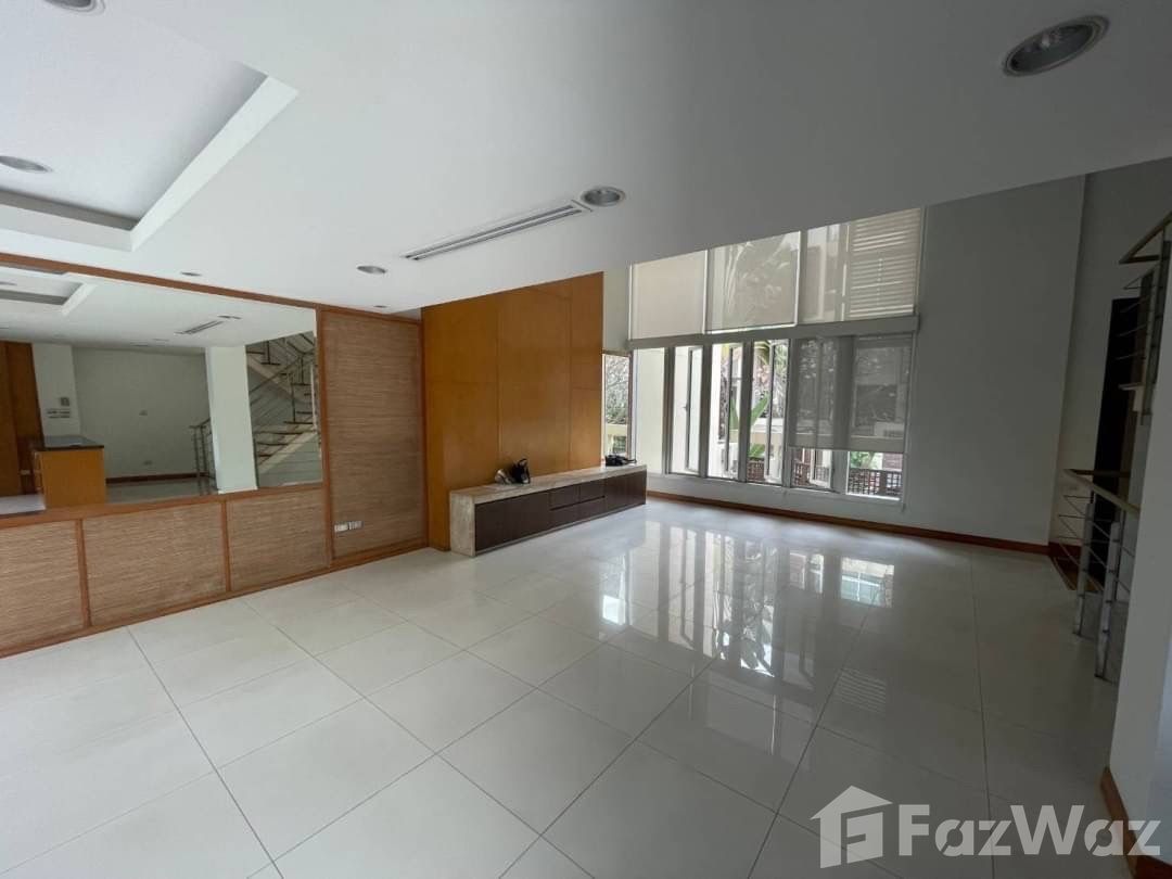 รูป ทาวน์เฮ้าส์ให้เช่า 3 ห้องนอน ในโครงการ เดอะ ลอฟท์ สาทร 1145410 - รูปที่ 1/10
