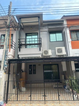 ให้เช่าบ้านทาวเฮาส์ เดอะล็อคทาวน์ สุขุมวิท 101/1 พร้อมอยู่