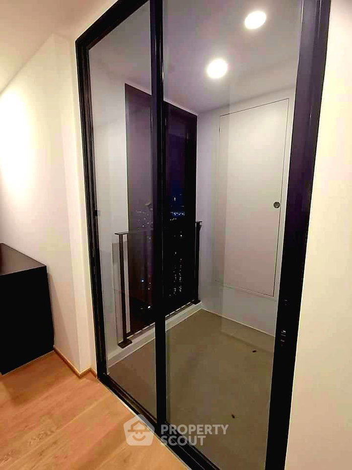 picture 45th-Floor 2-BR Ashton Chula Silom Near MRT Sam Yan (ID 2833156) - 14/24