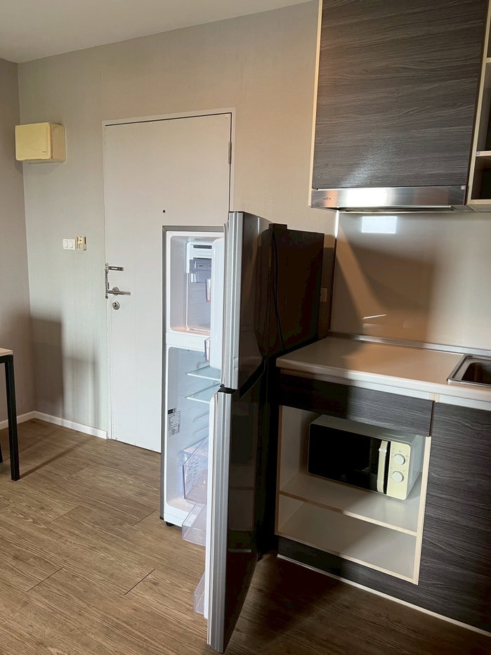 รูป 🔥 ห้องสวย ครบ ราคาดี อยู่สบายสุดๆ! 🔥 ให้เช่า Rill Condo ทำเลดี ใช้ชีวิตง่าย ใกล้แหล่งของกิน/เดินทางสะดวก 🛍 - รูปที่ 9/10