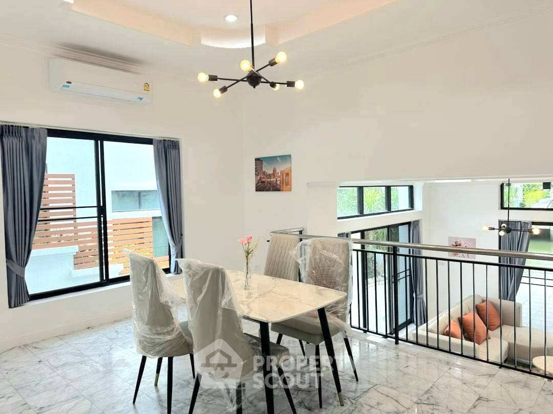 รูป คอนโด 4-ห้องนอน ที่ วินด์แฮม จอมเทียน พัทยา ใกล้ เมืองพัทยา (ID 2606186) - รูปที่ 5/12