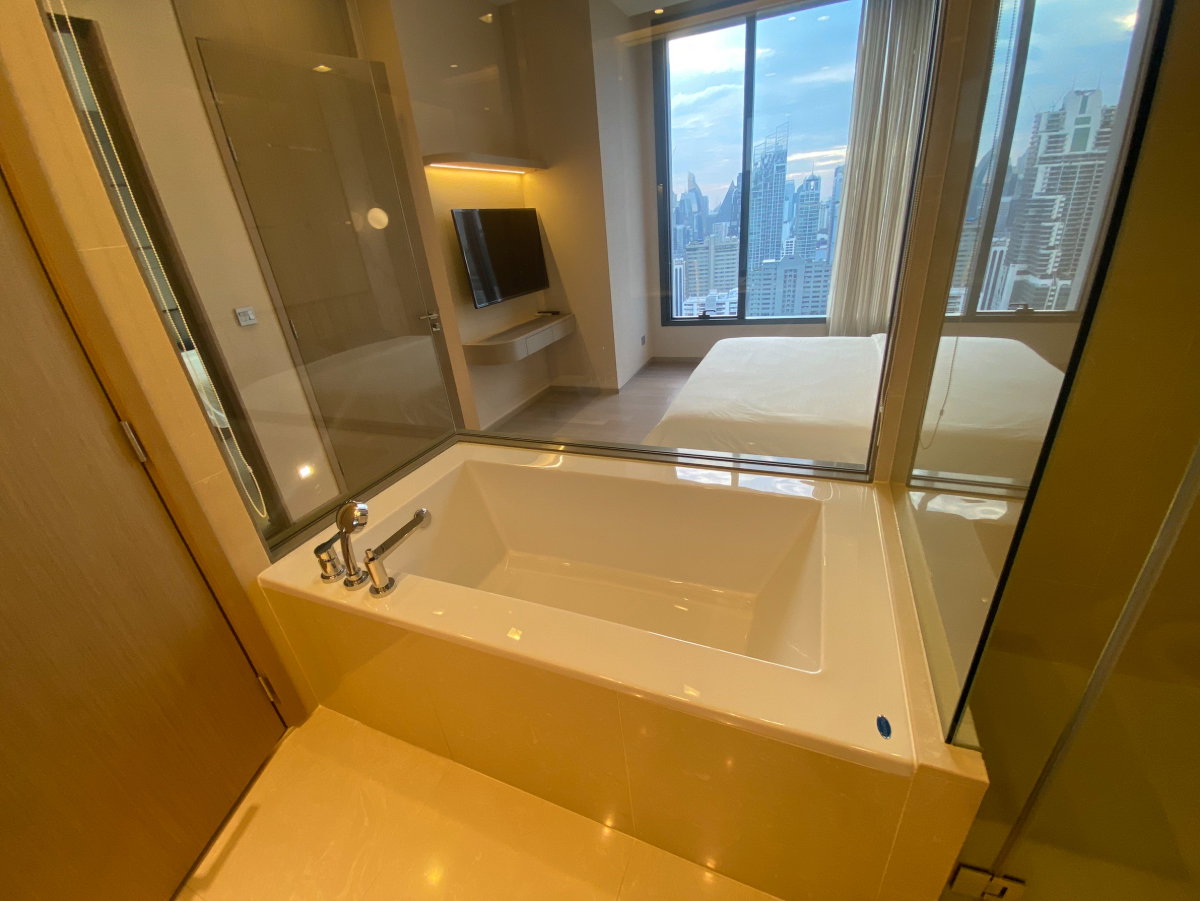 รูป The Esse Asoke - 2 ห้องนอน/ 2 ห้องน้ำ, ชั้น 27, วิวเมือง, ห้องมุม - รูปที่ 17/19