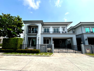 Houses for sale Bangkok : Two-story detached house for sale, Grandio Phetkasem 81.