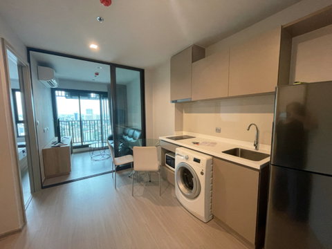 ( S-LP71) Life Ladprao For Rent